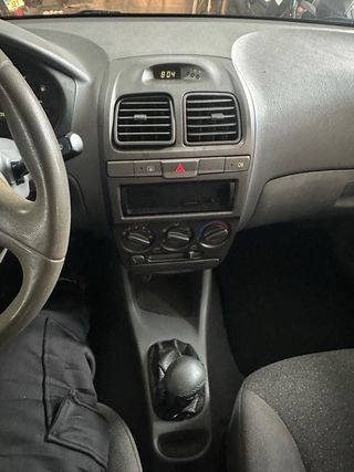 Hyundai Accent 2002
