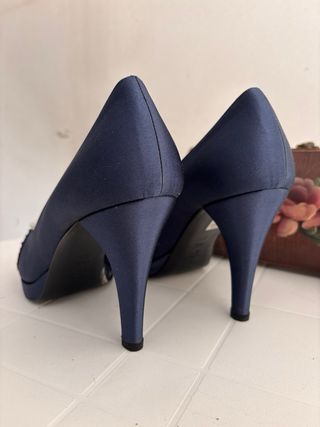 Scarpe Loriana eleganti blu con strass