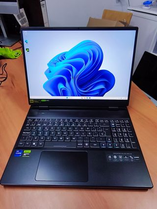 Acer Predator Helios Neo 16 PNH-16-71-76XV