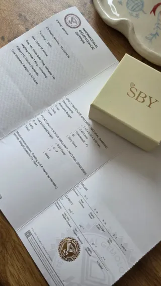 Anillo Oro y Diamantes Naturales