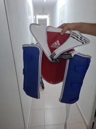 Protecciones Taekwondo Adidas Casco y Peto