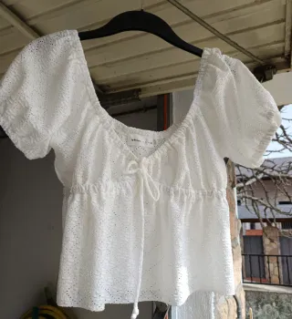 Blusa corta Lefties calada blanca Talla S