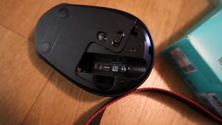 Logitech M330 Silent Plus Mouse Wireless 2.4GHz US