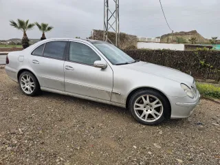 Mercedes-Benz Clase E 2005