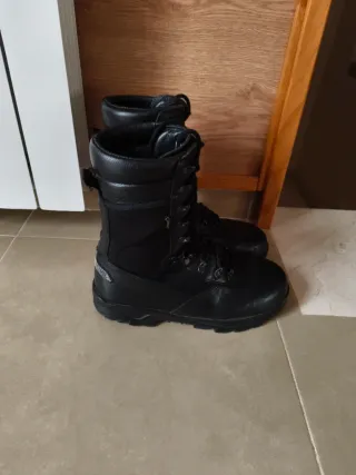 Stivali da lavoro Gore-Tex, taglia 42