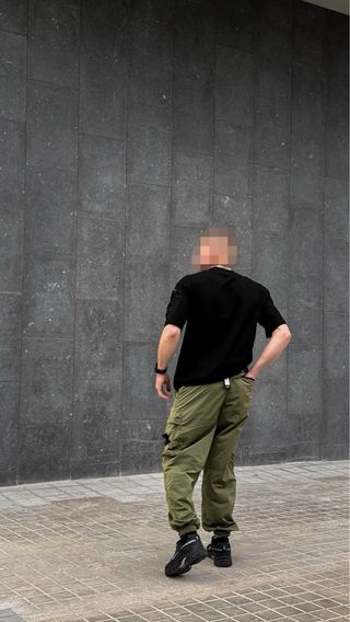 “NUEVOS” Pantalones de Stone Island khaki - “M”