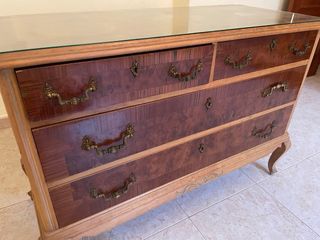 Mueble aparador antiguo madera