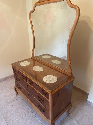 Mueble aparador antiguo madera