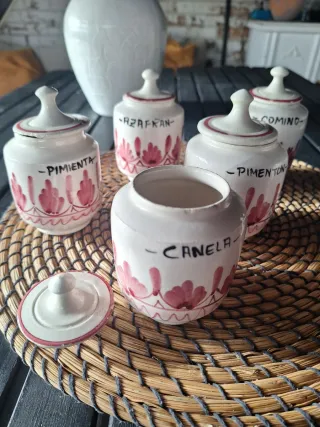 Juego de 6 especieros de cerámica