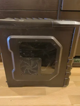 PC torre MSI H110M PRO-D + fuente Antec 550W