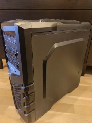 PC torre MSI H110M PRO-D + fuente Antec 550W