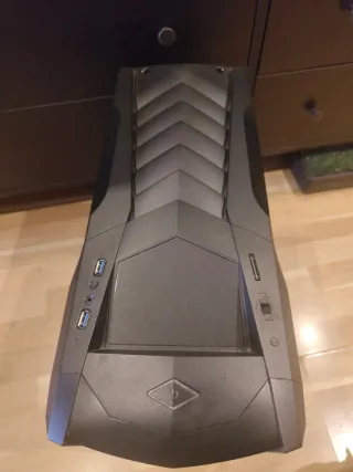 PC torre MSI H110M PRO-D + fuente Antec 550W