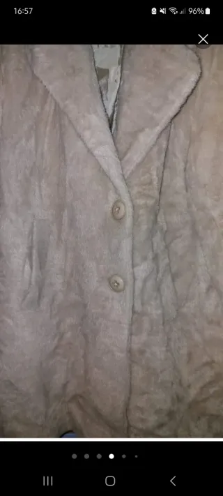 2 abrigos juntos 37 ers