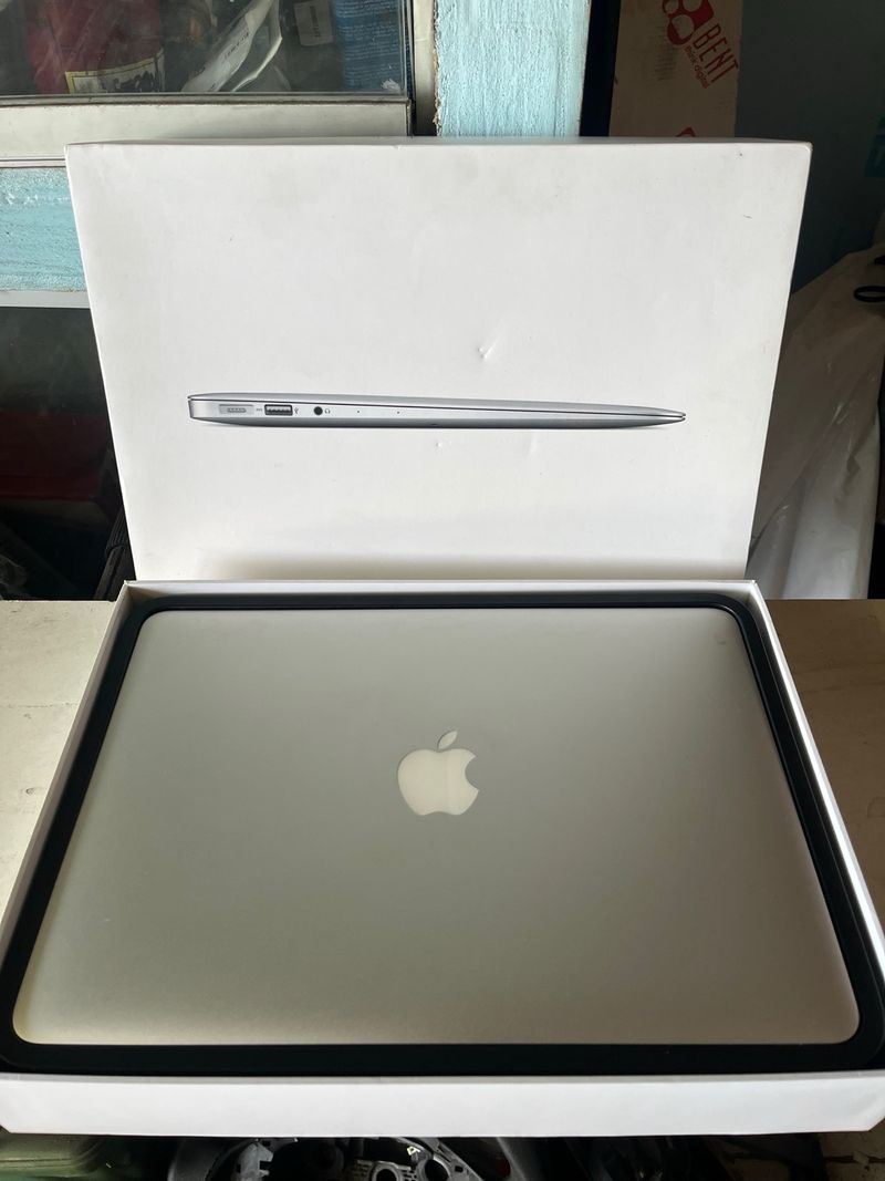MacBook Air 13” sequoia afbeelding 3