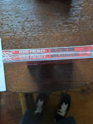 Edición coleccionista de Elvis Presley que incluye