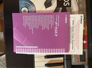 Teclado Yamaha PSRF50 61 teclas, para principiante