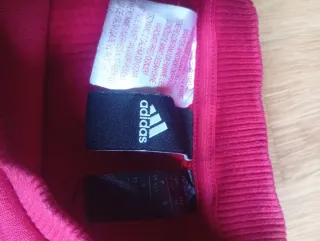 Sudadera Adidas Roja .Talla10-11 años