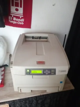 Impresora Oki C5650.