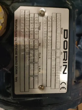 Compresor semihermético Dorin.