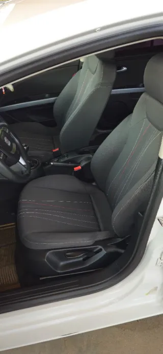 SEAT Leon copa años 2011