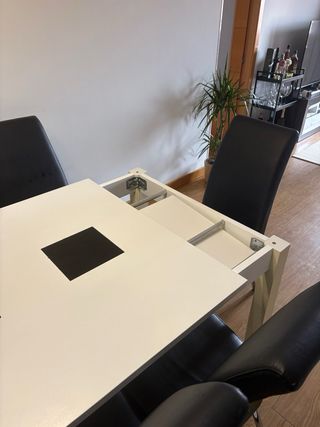 Mesa comedor y sillas