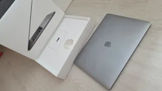 MacBook Pro 15 Touch Bar 2016