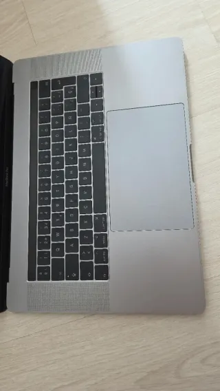 MacBook Pro 15 Touch Bar 2016