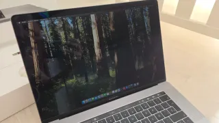 MacBook Pro 15 Touch Bar 2016
