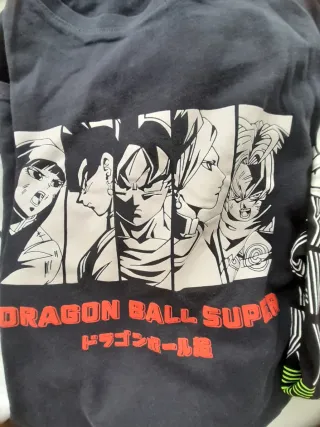 Lote Ropa M/38/10 Kiabi Camisetas y Sudaderas