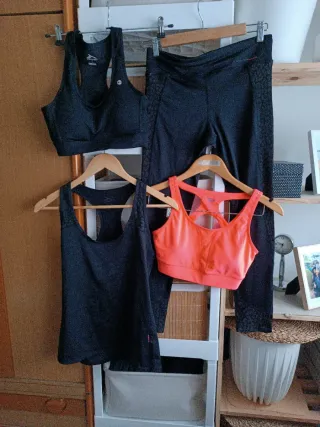 Conjunto Deportivo 4 Piezas Talla S