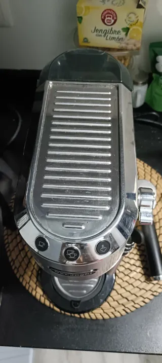 Cafetera DeLonghi Semi Profesional