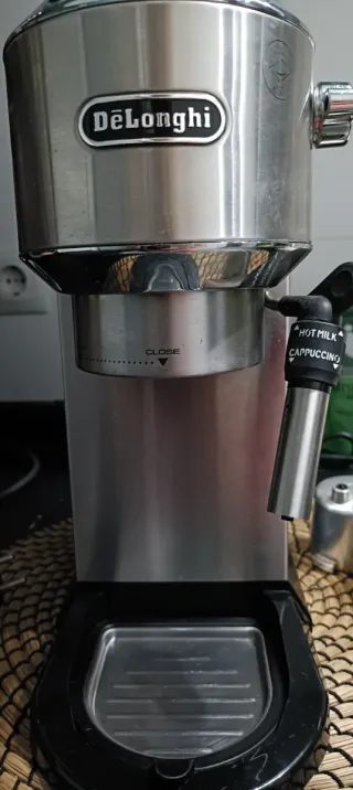 Cafetera DeLonghi Semi Profesional