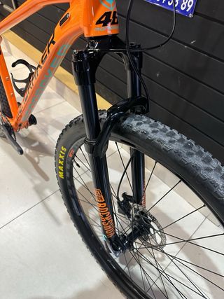 Bicicleta MTB Mondraker Naranja