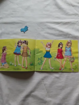 Album Figuras Niña Coleccion Moda 75 Fleer