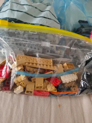 Lego Star Wars 75105 Halcón Milenario