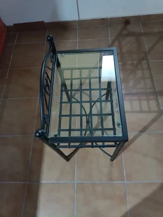 Mesitas de noche de hierro y cristal (2)