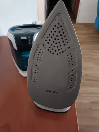 Centro de planchado Polti Vaporella