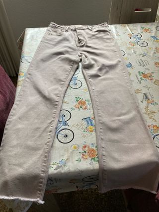 Pantalón ancho beige talla 40 camiseta de regalo