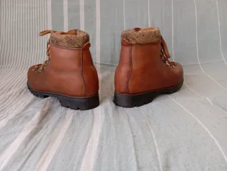 Botas de Montaña Clásicas Marrones