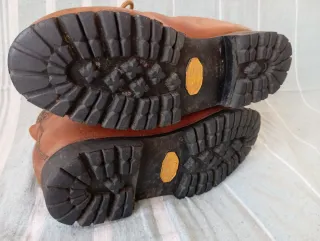 Botas de Montaña Clásicas Marrones