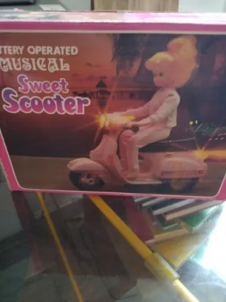 Moto Scooter Juguete Vintage sin muñeca