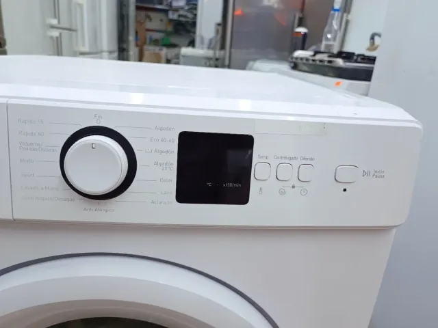 Lavadora 'BENAVENT' 8kg 1200rpm