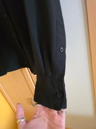 Camisa negra elegante