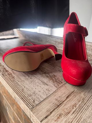 Zapatos rojos plataforma talla 38