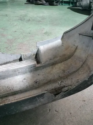 PARACHOQUE TRASERO RENAULT 5 GT turbo