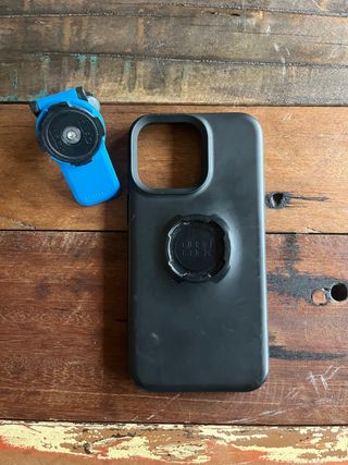 Funda iPhone Quad Lock + Soporte