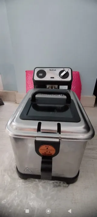 Freidora Tefal 1.5L  Un solo uso