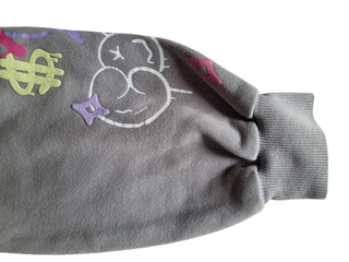 Felpa con cappuccio e stampa Beyond Reality