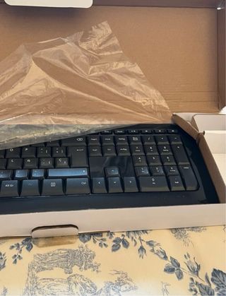 Microsoft Wireless 850 Desktop Teclado y Ratón