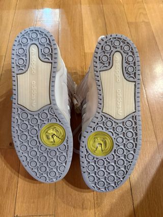 Adidas bad bunny Zapatillas Grises y Blancas